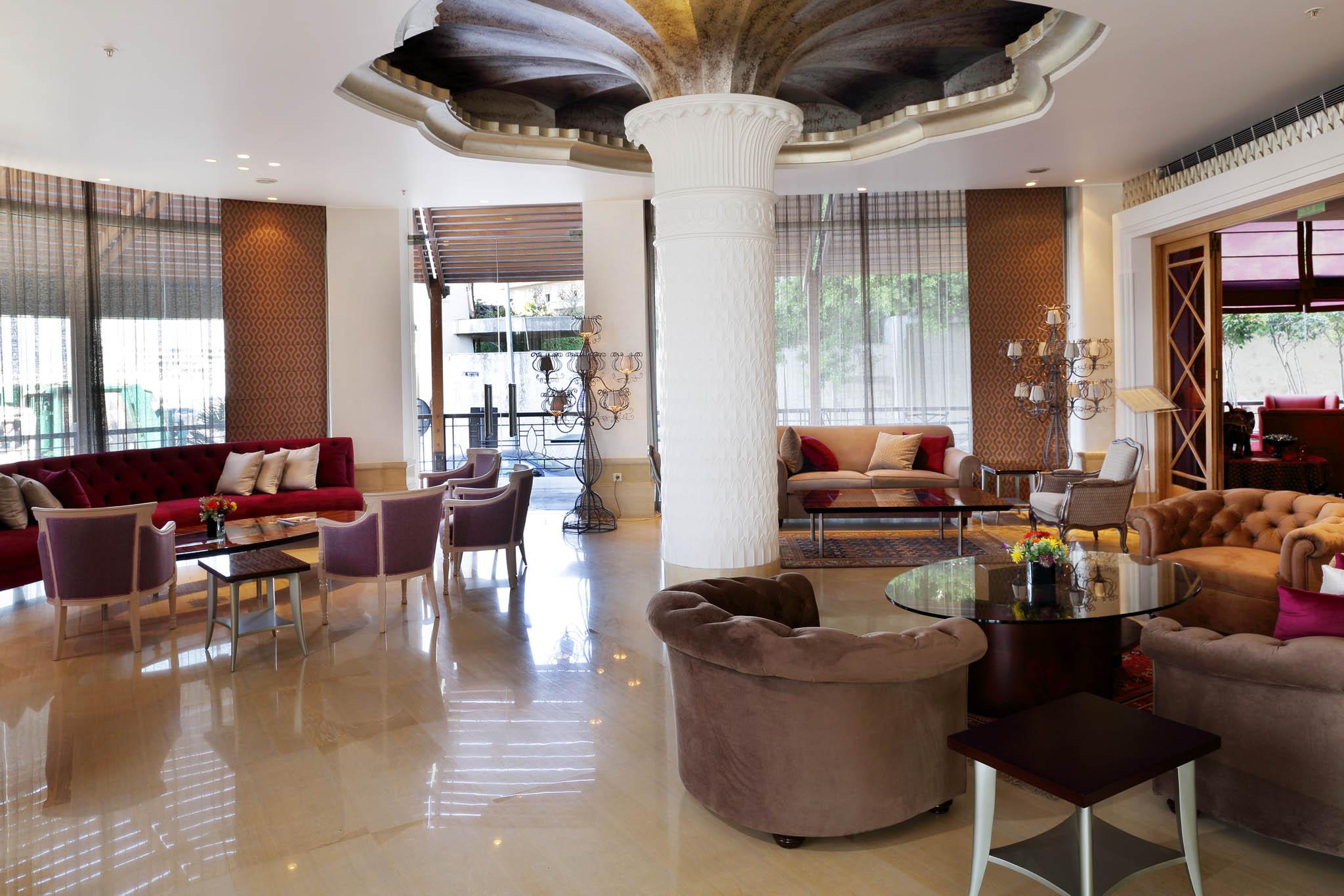 Warwick Palm Beach Hotel Beirut Bagian luar foto