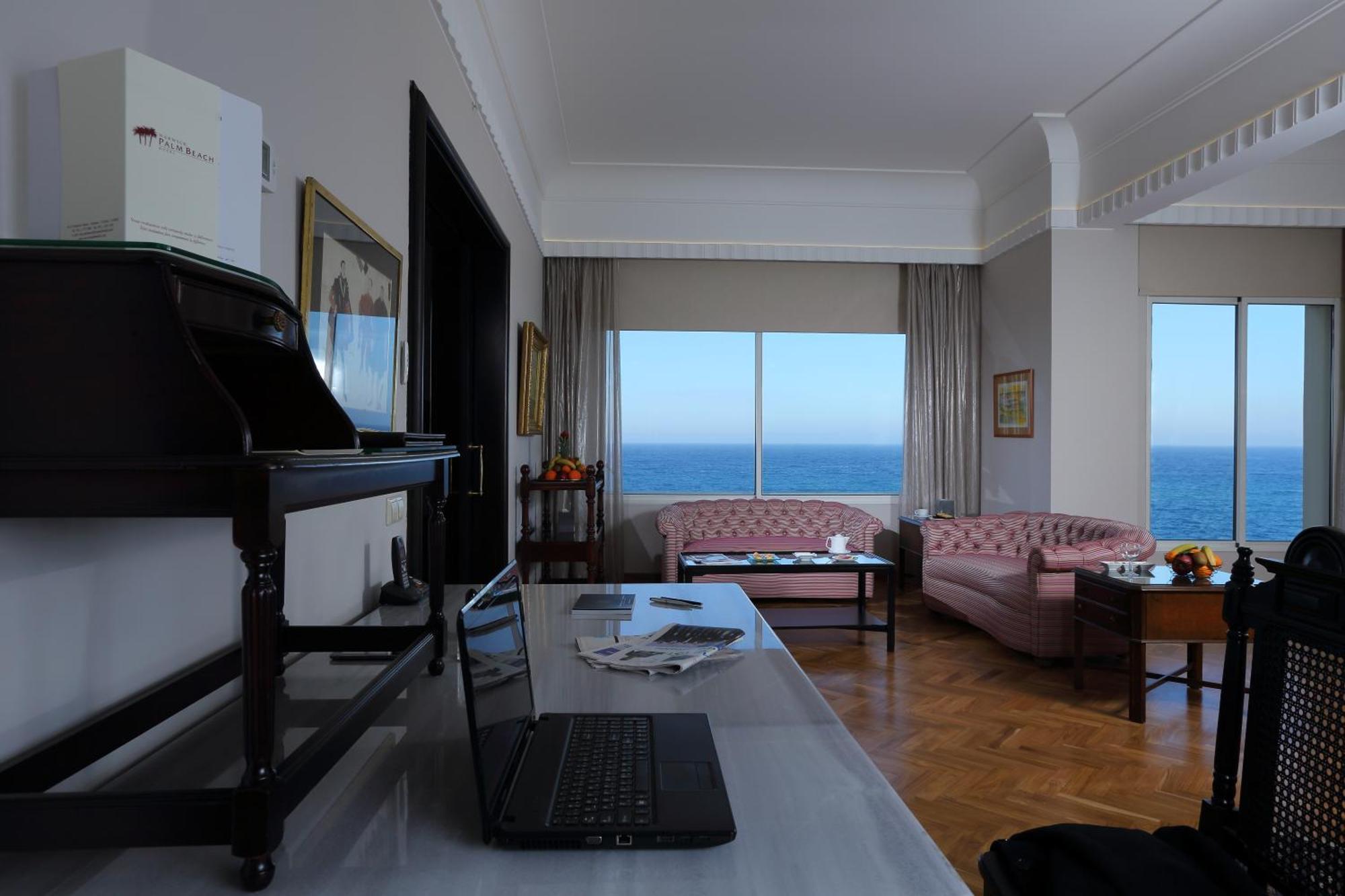 Warwick Palm Beach Hotel Beirut Bagian luar foto