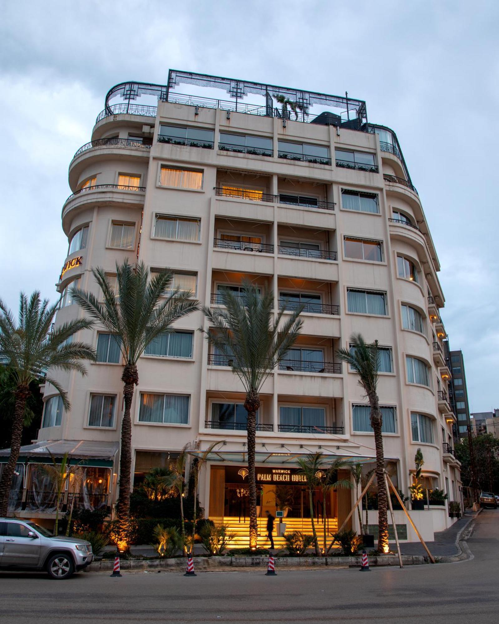 Warwick Palm Beach Hotel Beirut Bagian luar foto
