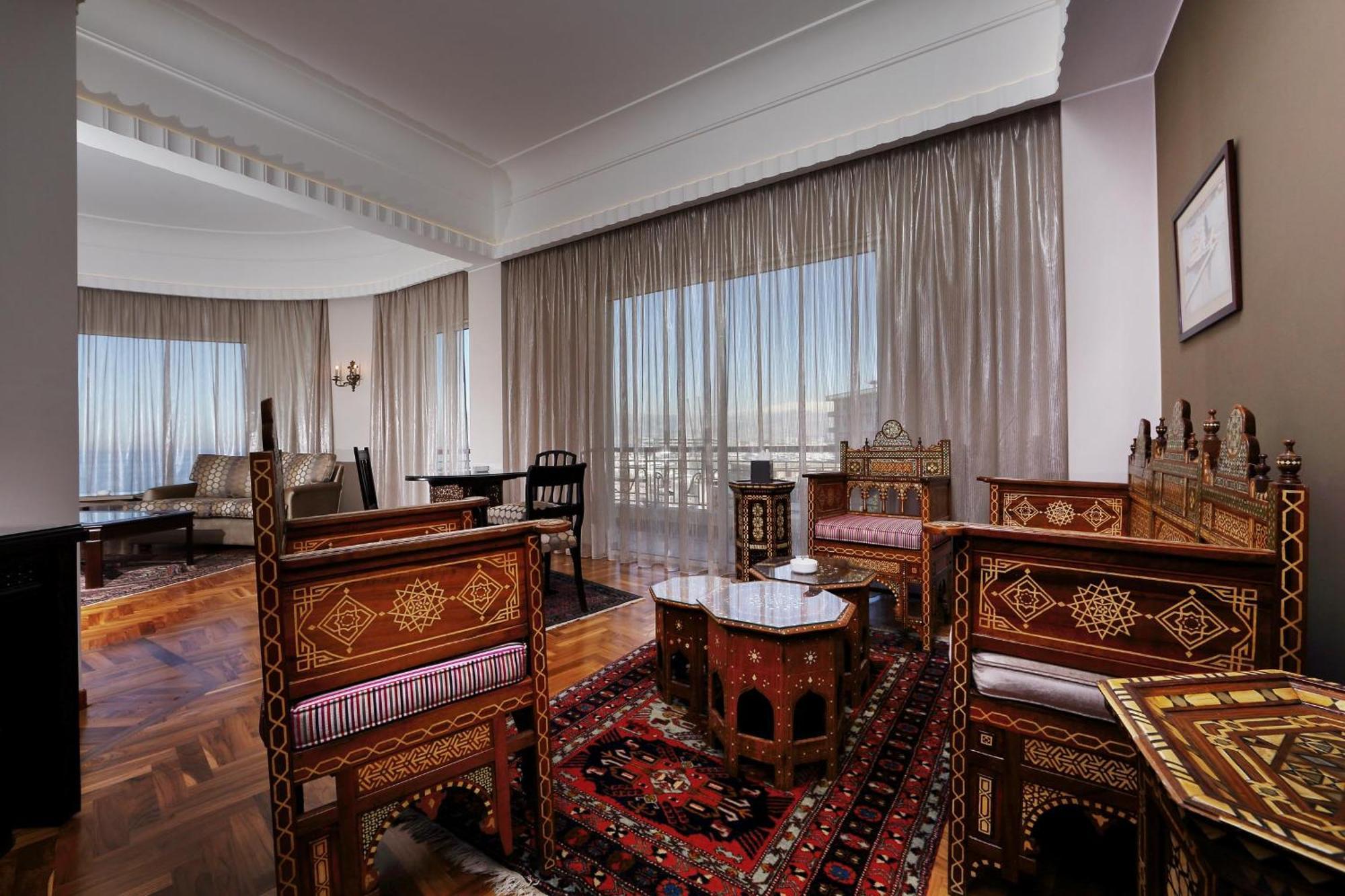 Warwick Palm Beach Hotel Beirut Ruang foto
